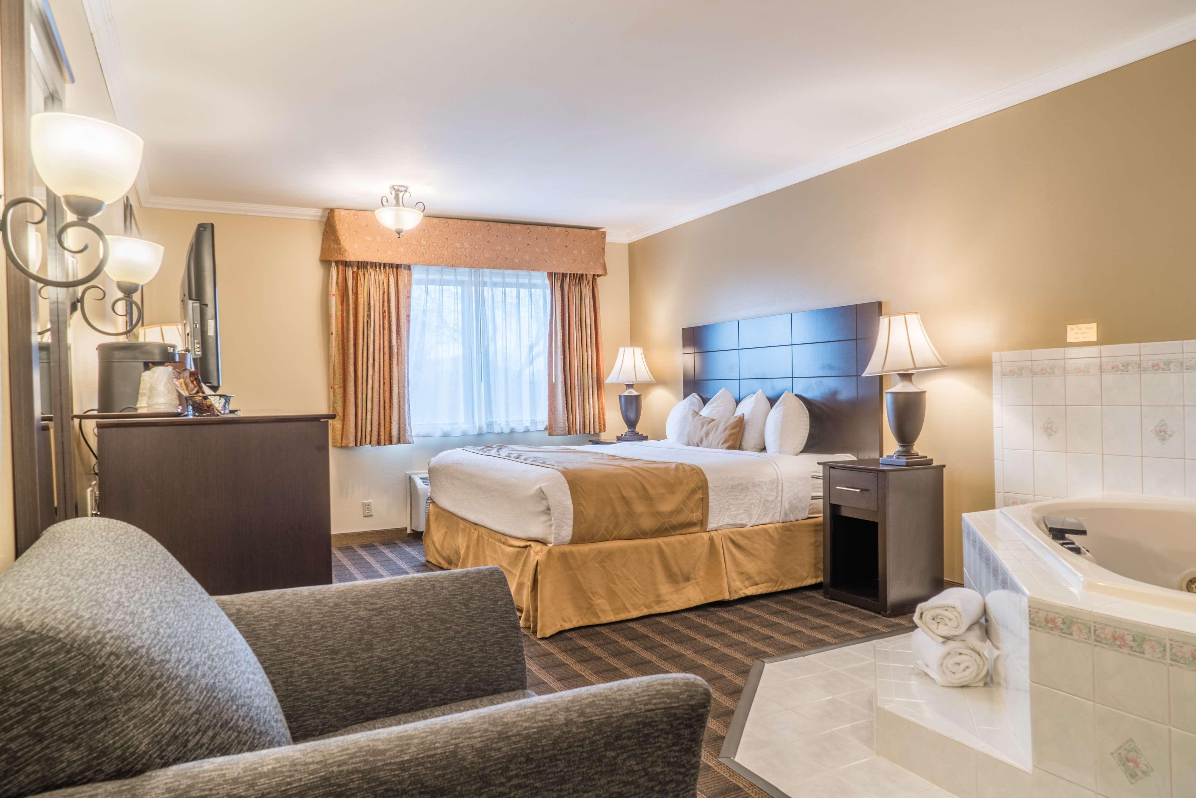 Best Western Inn & Suites Онтарио Екстериор снимка