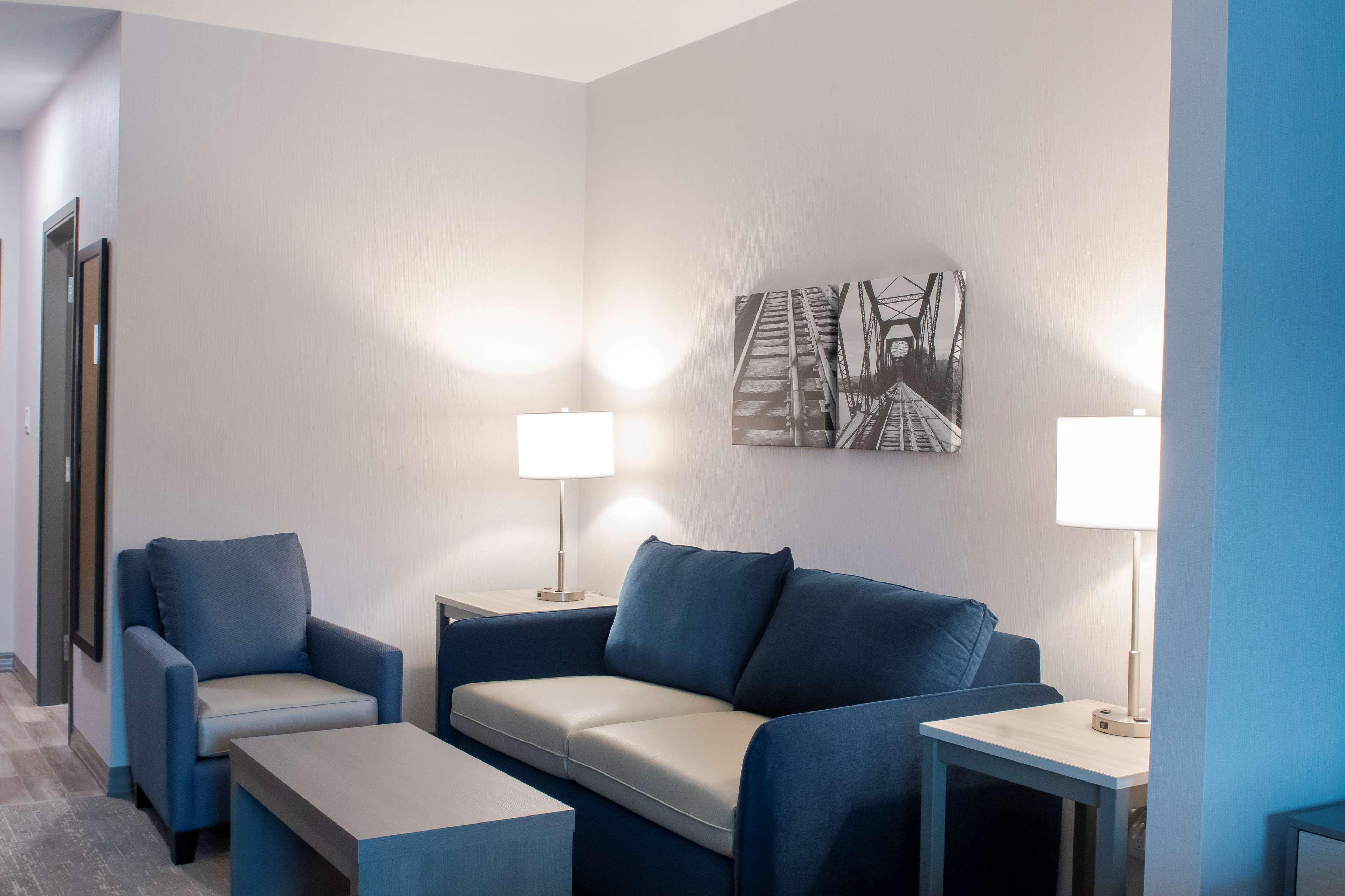 Best Western Inn & Suites Онтарио Екстериор снимка