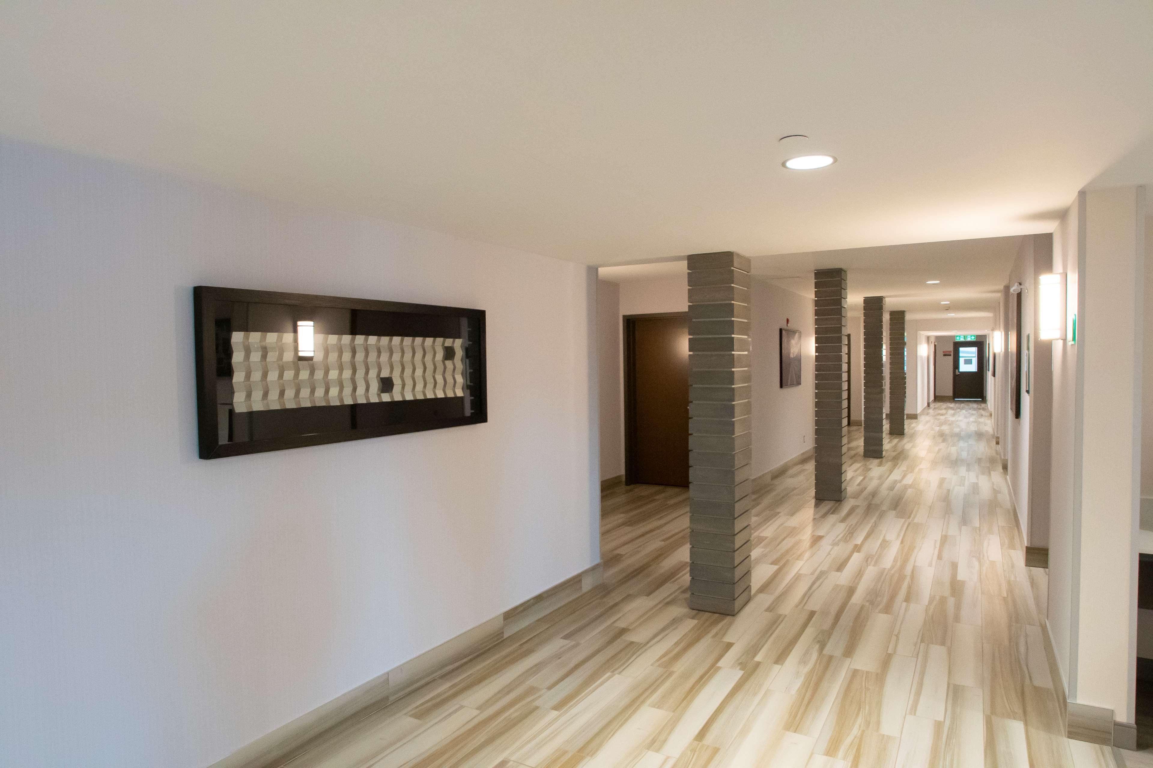 Best Western Inn & Suites Онтарио Екстериор снимка