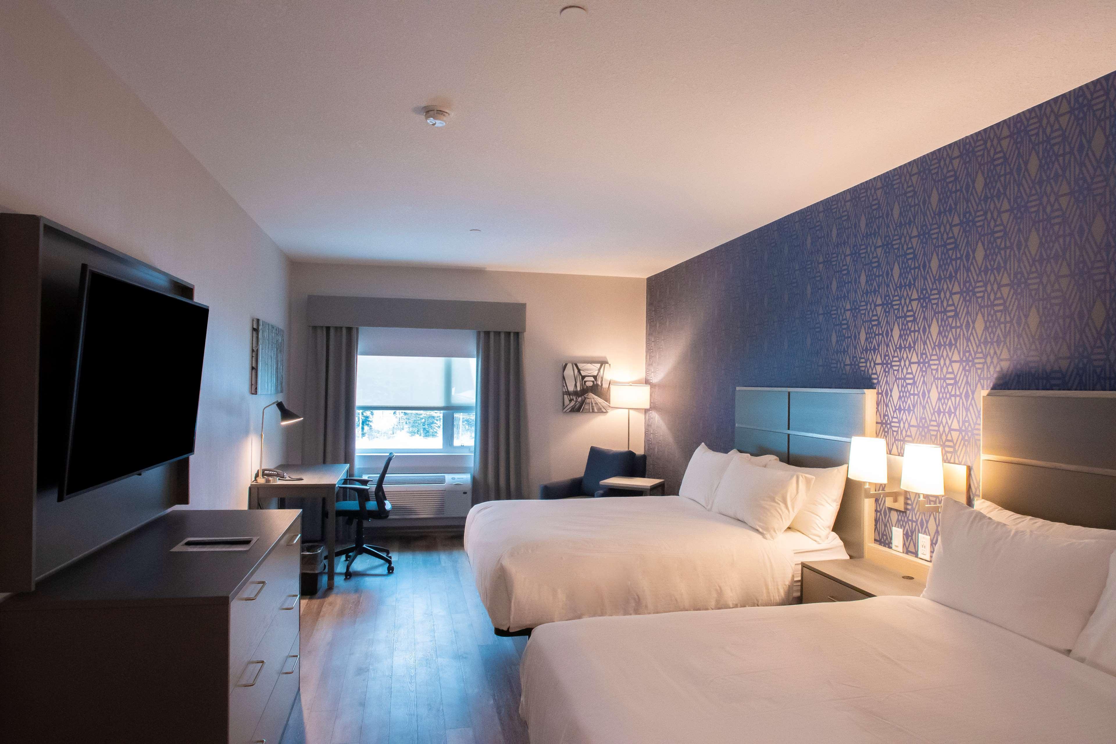Best Western Inn & Suites Онтарио Екстериор снимка